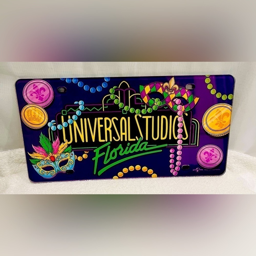 Universal Studios, Florida Mardi Gras license plate acrylic